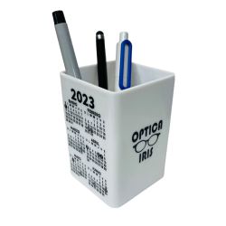 00061-Cubo portalapiz blanco con calendario